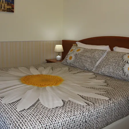 Julia ゲストハウス