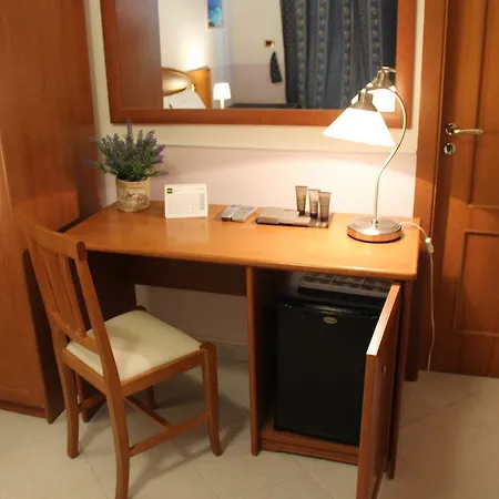 ゲストハウス Julia 4*